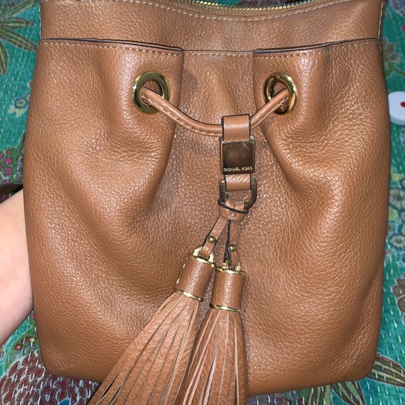 Tan Michael Kors crossbody - Picture 3 of 7